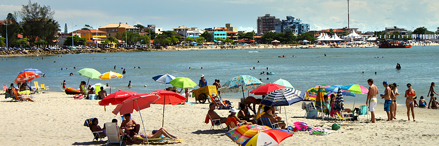 Praia da Enseada - Foto By Ghiu Lopes